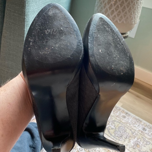 Nine West Black|White Herringbone fabric size 7.5 - Picture 4 of 10